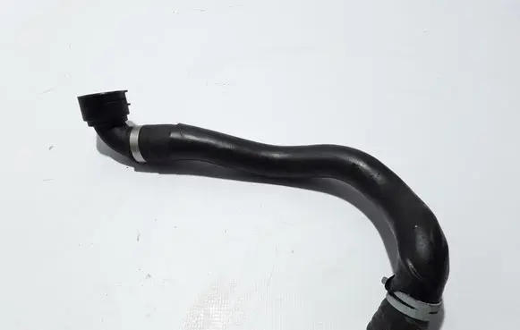 Volvo XC90 Engine coolant pipe/hose 31439753