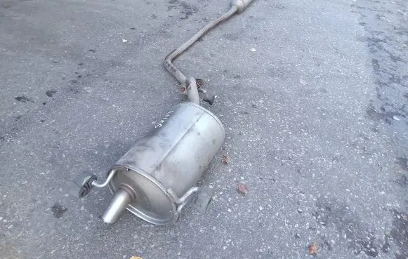 Suzuki Swift III Muffler/silencer 1425052R10 1430052R10