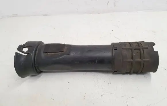 Renault Kangoo II Air intake duct part 8200612290