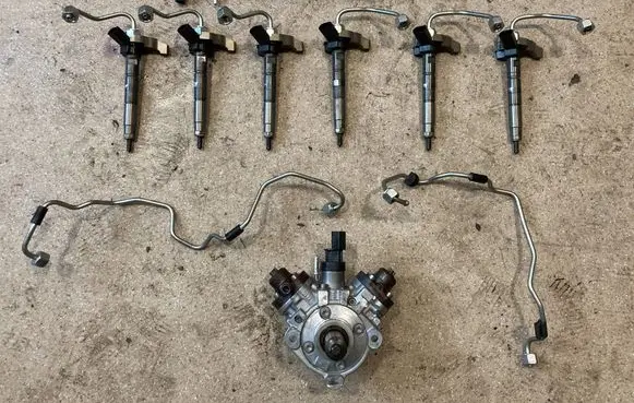 BMW 3 G20 G21 Fuel injection system set 8571555 8571569 8571565
