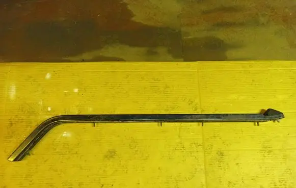 Peugeot Expert Sliding door bottom rail 