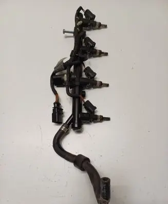 Audi A4 S4 B8 8K Fuel injectors set 06L971627A 06L906031A