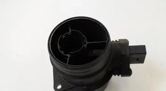 Volkswagen PASSAT B6 Mass air flow meter 074906461B 0281002461
