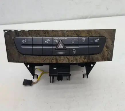Mercedes-Benz E W211 Other dashboard part A2116800552