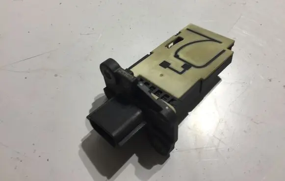 Opel Vivaro Mass air flow meter 93450753 226807131R