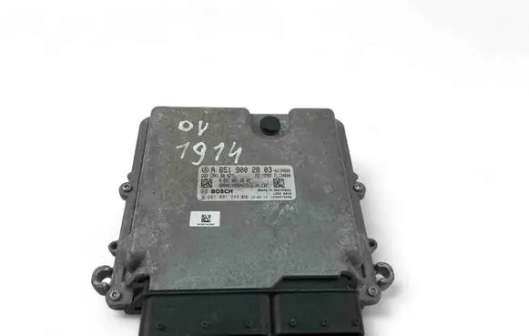 Mercedes-Benz Vito Viano W447 Engine control unit/module A6519002803 0281031244