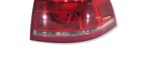 Volkswagen PASSAT B7 Rear/tail lights 3AF945096C
