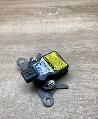 Toyota RAV 4 (XA30) Yaw turn rate sensor 8918312050 1745005551