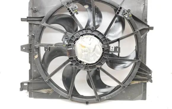 Nissan Qashqai J12 Radiator cooling fan shroud 3137234513 135634 4747202109