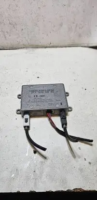 Mercedes-Benz C W203 Aerial antenna amplifier 2118200885