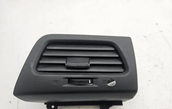Honda CR-V Dashboard side air vent grill/cover trim 77620TA0A