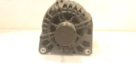 Renault Megane III Generator/alternator 2606523B