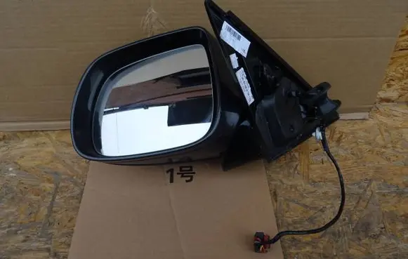 Audi Q5 SQ5 Front door electric wing mirror 