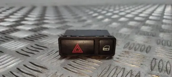 BMW X5 E53 Hazard light switch 61318368920