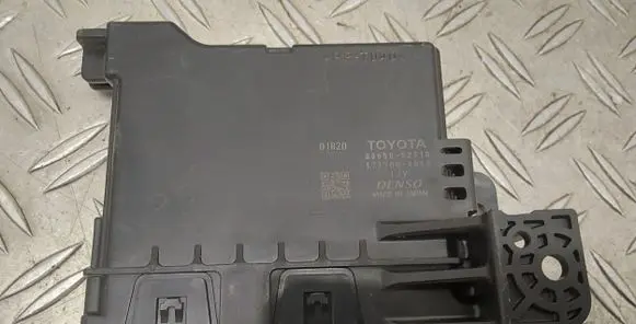 Toyota Verso-S Climate control unit 8865052710