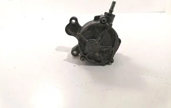 Volvo V50 Vacuum pump