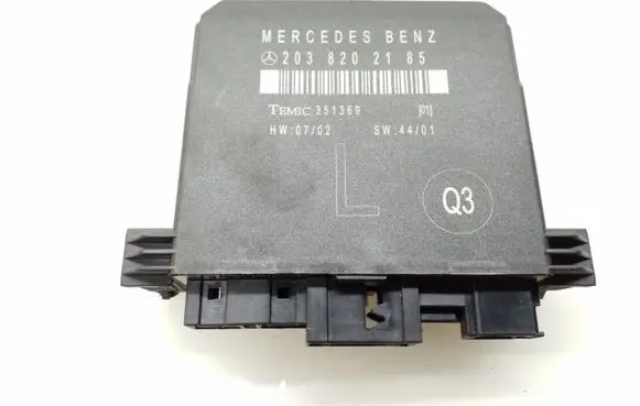 Mercedes-Benz C W203 Door control unit/module A2038202185