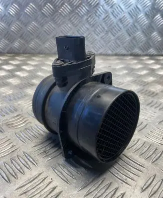 Volkswagen Golf IV Mass air flow meter 071906461A 0280217529