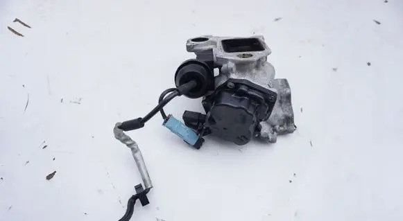 Ford Kuga I EGR valve 9671398180