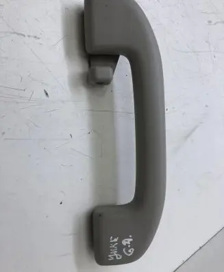 Nissan Juke I F15 Rear interior roof grab handle