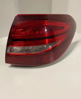 Mercedes-Benz C W205 Rear/tail lights A2059060303