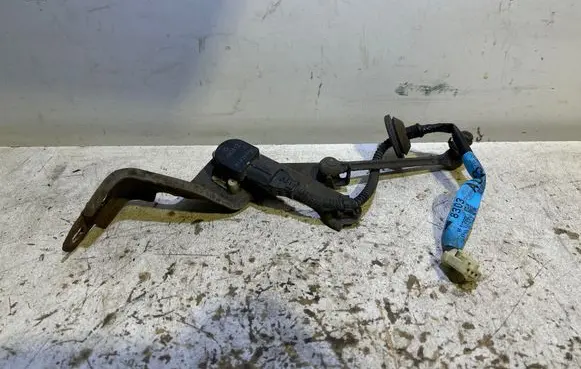 Mitsubishi Outlander Headlight/headlamp level sensor B1826361 6A0612