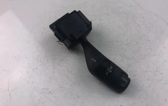 Ford Focus Indicator stalk 17D940A