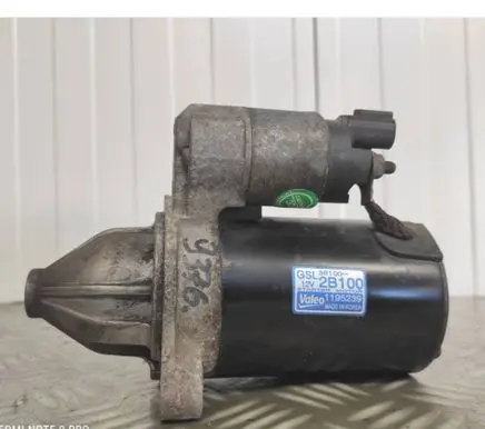 Hyundai i30 Starter motor 361002B100 1195239