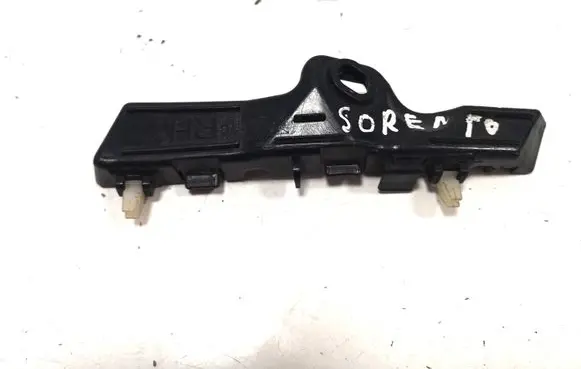 KIA Sorento Front bumper mounting bracket 865042P000