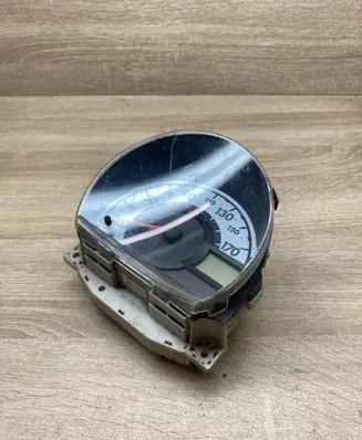Peugeot 107 Speedometer (instrument cluster) 91718K27 838000H143A