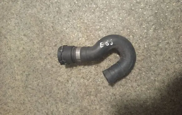 BMW 7 E65 E66 Engine coolant pipe/hose 11537788999