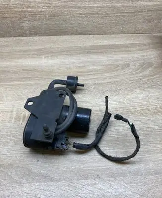 Volvo S40, V40 Central locking vacuum pump 412773 003572