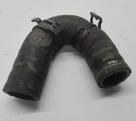 Audi A8 S8 D3 4E Engine coolant pipe/hose 4E0121445H