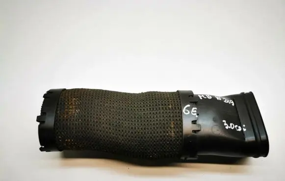 Mercedes-Benz CLS C219 Air intake hose/pipe A6420944997