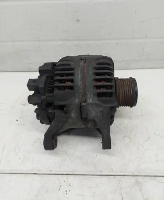 Iveco Daily 4th gen Generator/alternator 504087183 689110A 0124325122