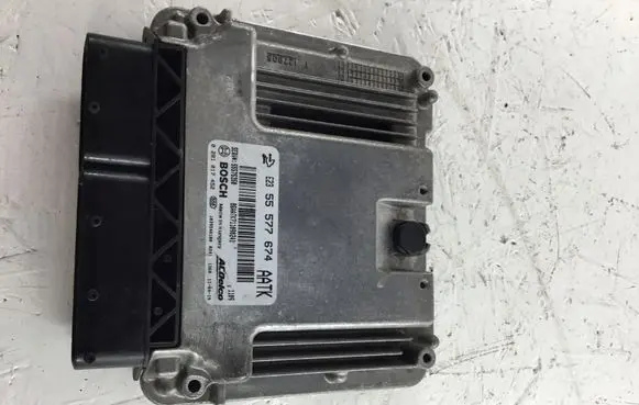 Opel Insignia A Engine control unit/module 55577674 55575350 0281017452