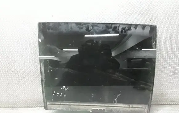 Chrysler Pacifica Rear door window glass