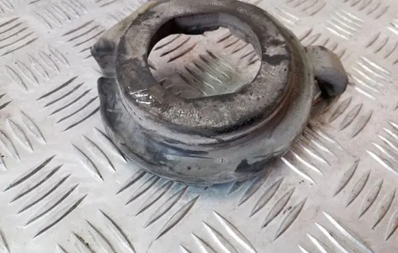 Infiniti EX Rear coil spring rubber mount 550351BA0A