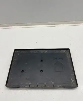 Battery tray