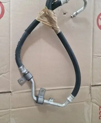 Renault Trafic III (X82) Air conditioning (A/C) pipe/hose 93868483