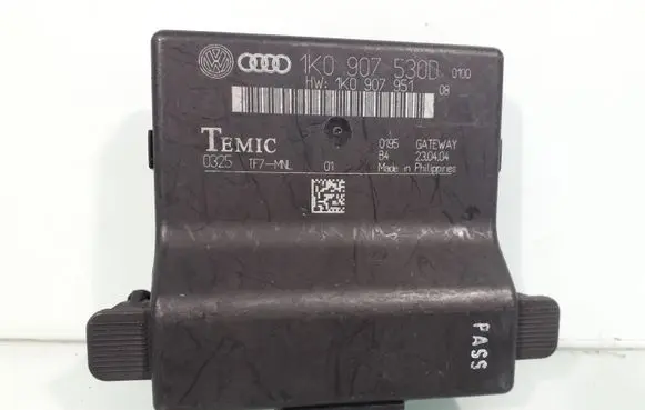 Audi A3 S3 8P Gateway control module 1K0907530D 1K0907951