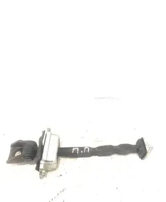 Skoda Octavia Mk2 (1Z) Front door check strap stopper