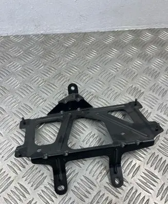 BMW 5 F10 F11 Sound amplifier holder/bracket 9215493