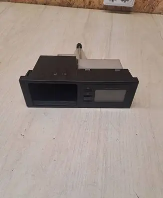 Mazda 323 F Clock 