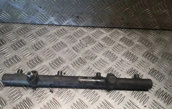 Mercedes-Benz ML W163 Fuel main line pipe 6280700095 A6280700095
