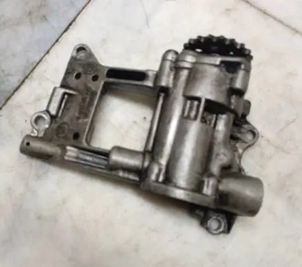 BMW 5 E39 Oil pump 11412247212