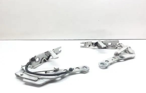 BMW X3 E83 Engine bonnet/hood hinges 3453239 3453240