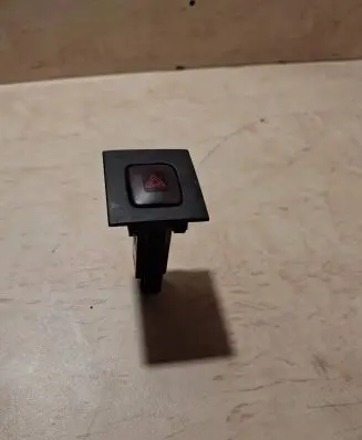 Volvo V70 Hazard light switch 30710106 07W384