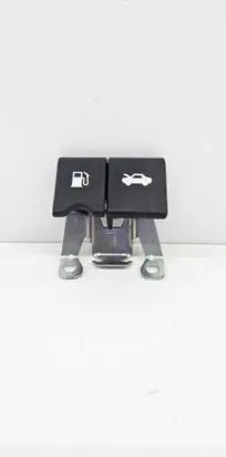 Nissan Qashqai Fuel cap release pull handle 