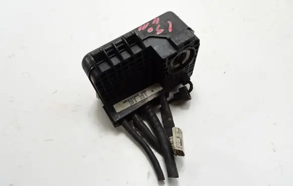 Hyundai i30 Positive cable (battery) GDE20120809 10251055 10551045